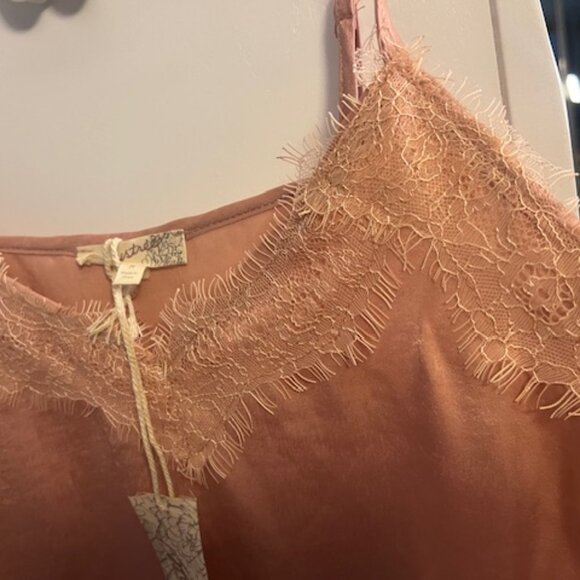 NWT Women’s Camisole Set Satin Lace Cami Short Set Coral Pink Summer Sleepwear - Picture 7 of 12
